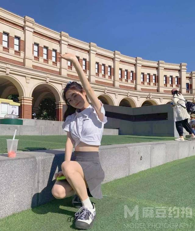 校园模特