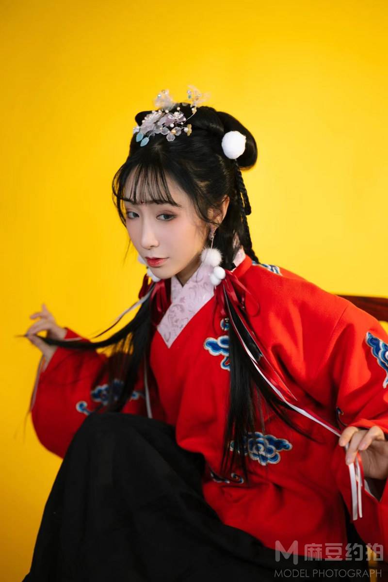 汉服模特