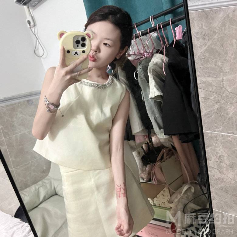 纪实模特