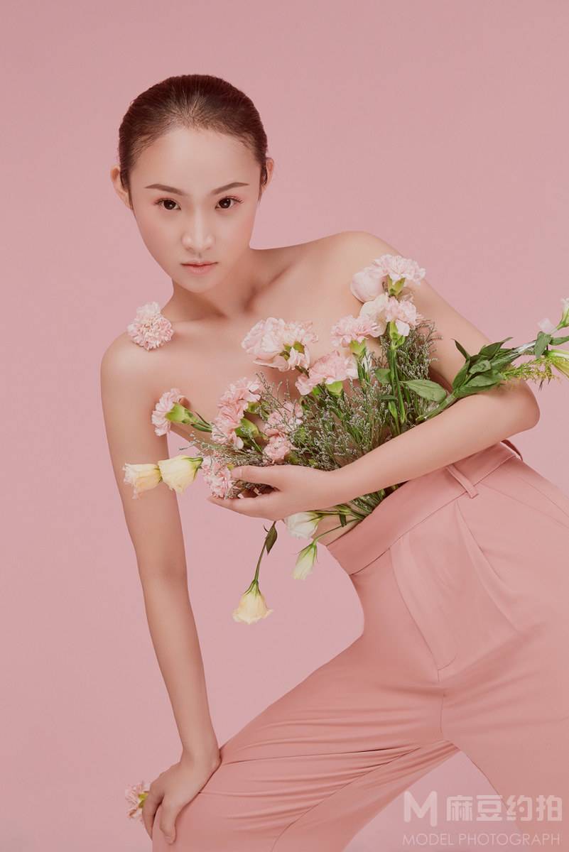 清新模特