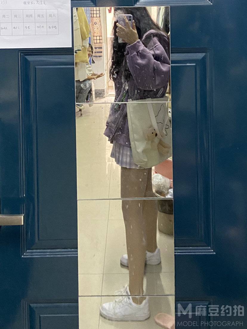 校园模特