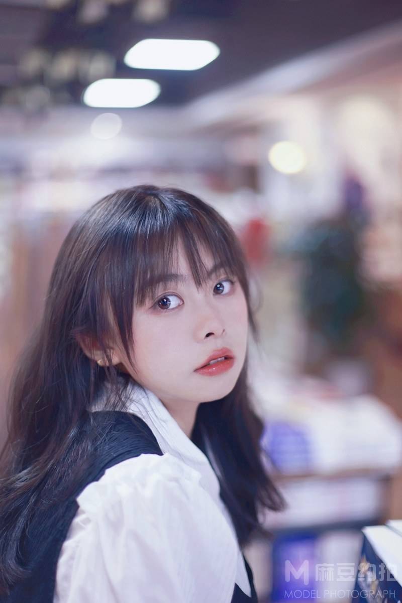胶片模特