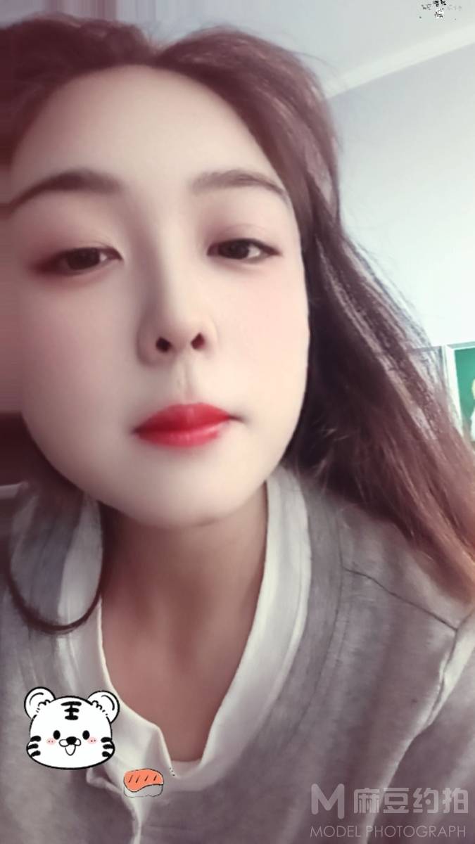 纪实模特