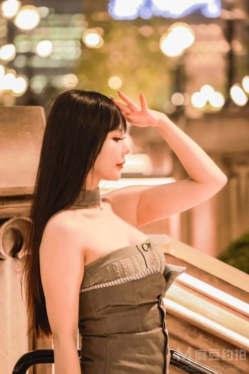 夜景模特