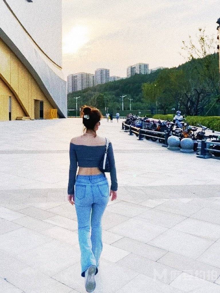 胶片模特