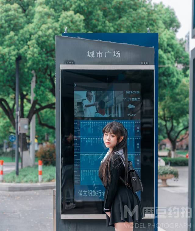 校园模特