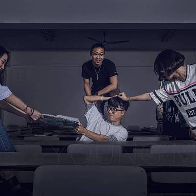 校园模特