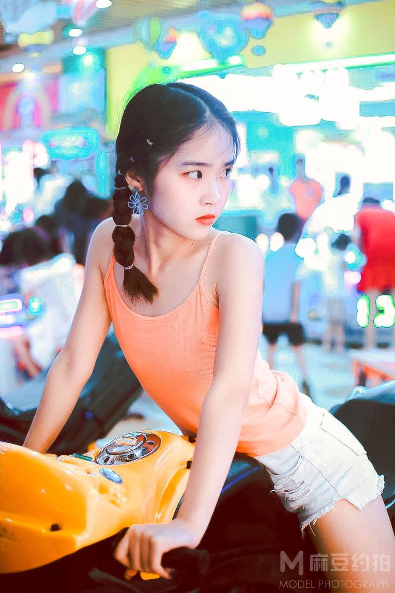 校园模特