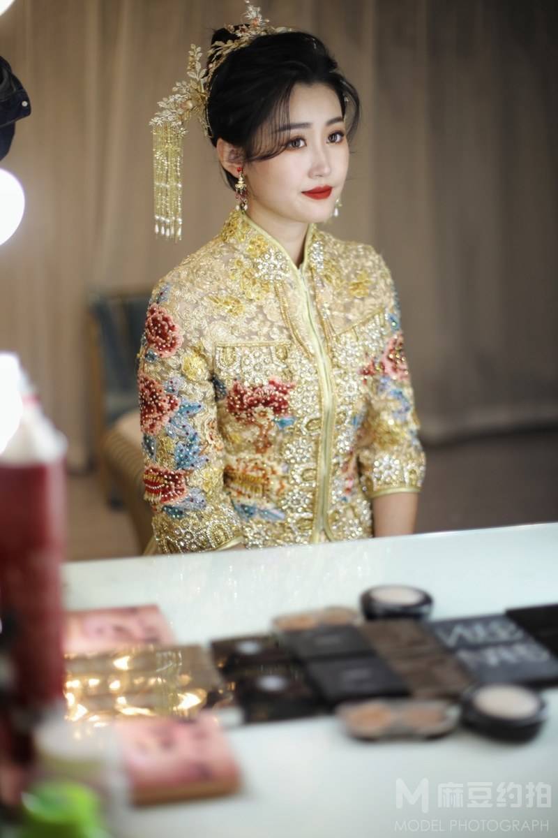 妆容模特