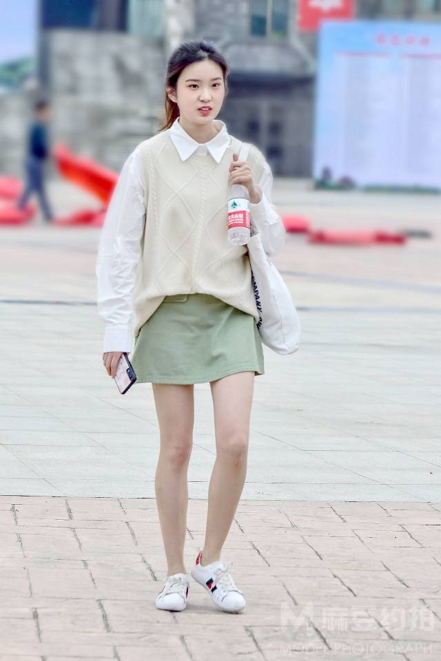校园模特