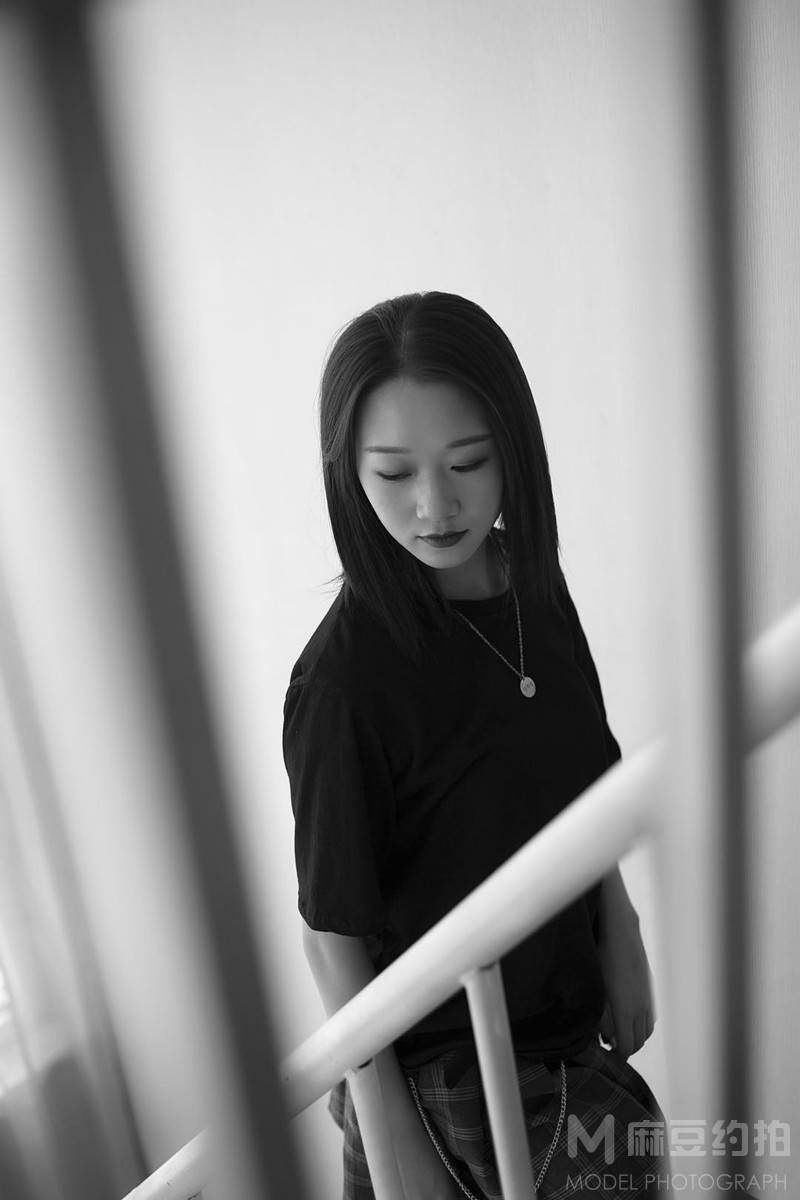 黑白模特