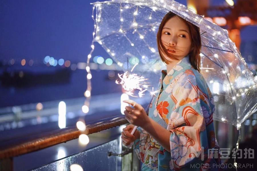 夜景模特