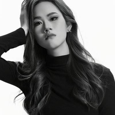 黑白模特