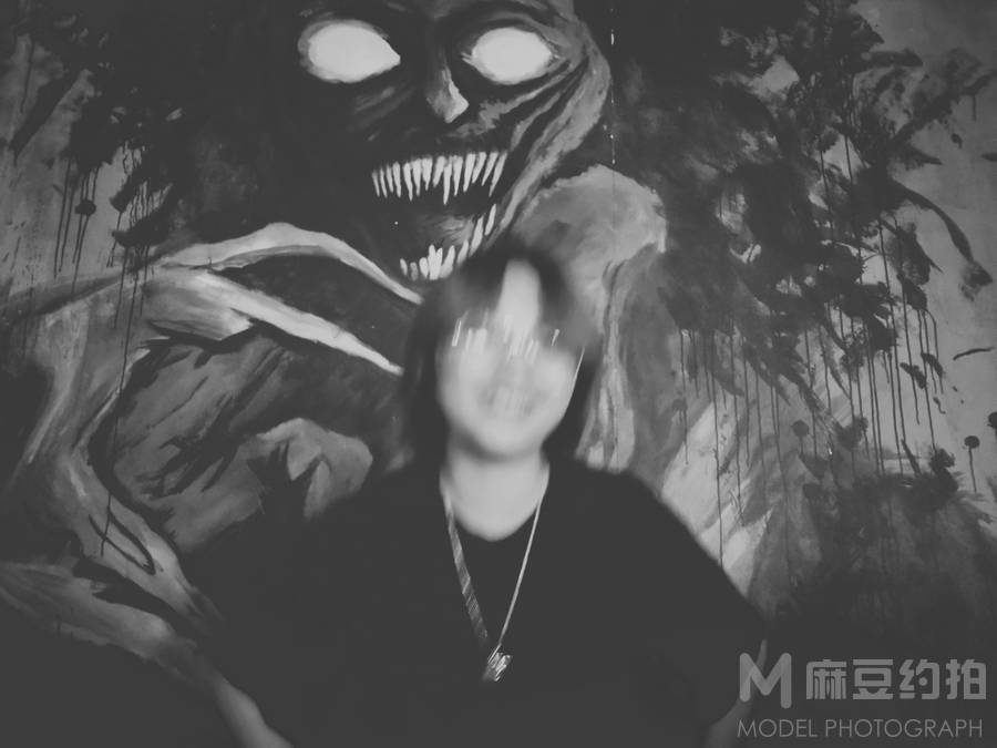 宝丽来模特