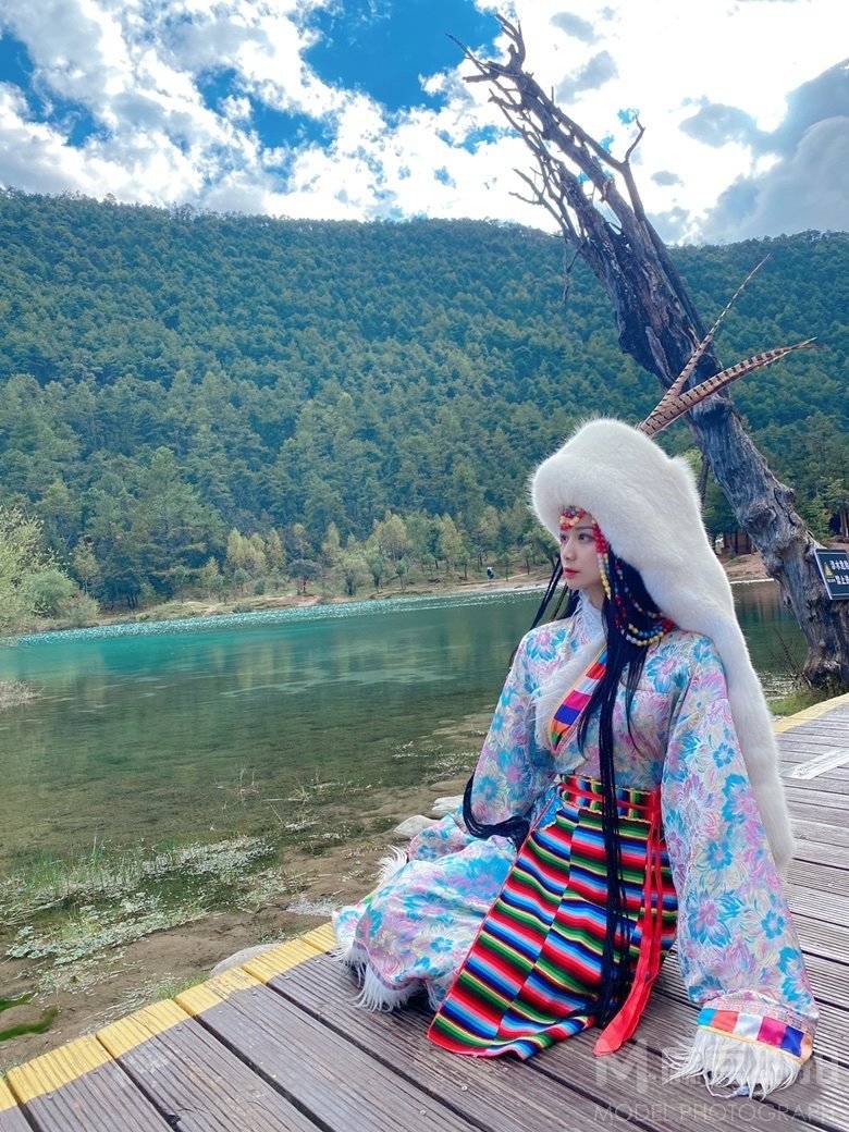 民国模特