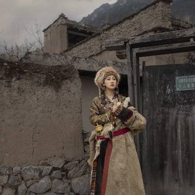 情绪模特