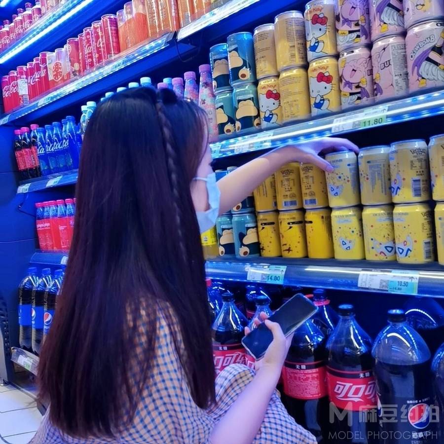 少女模特