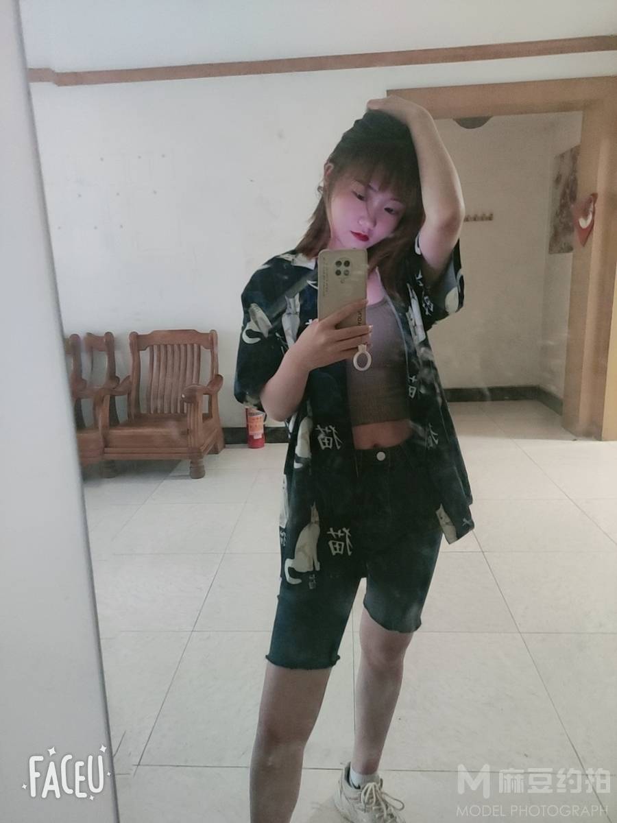 少女模特