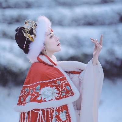汉服模特