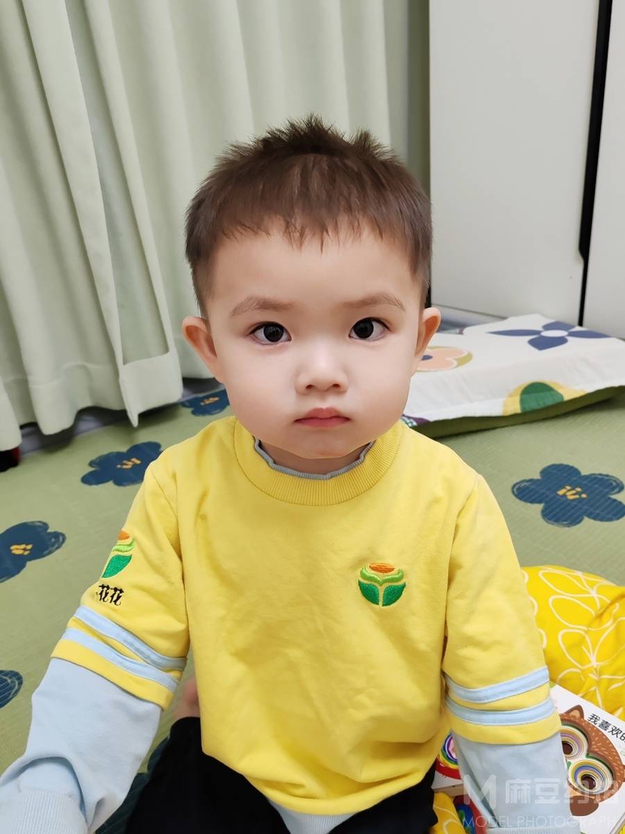 宝丽来模特