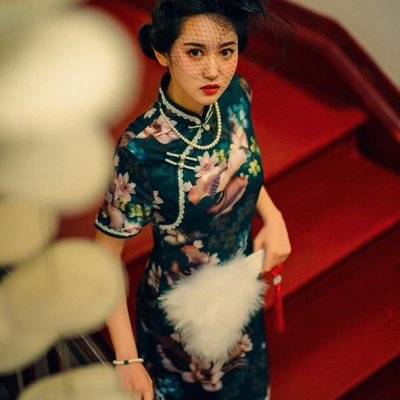 胶片模特