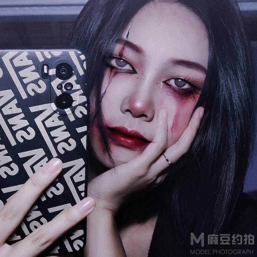 暗黑模特