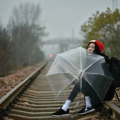 情绪模特