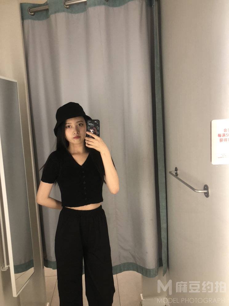 清新模特