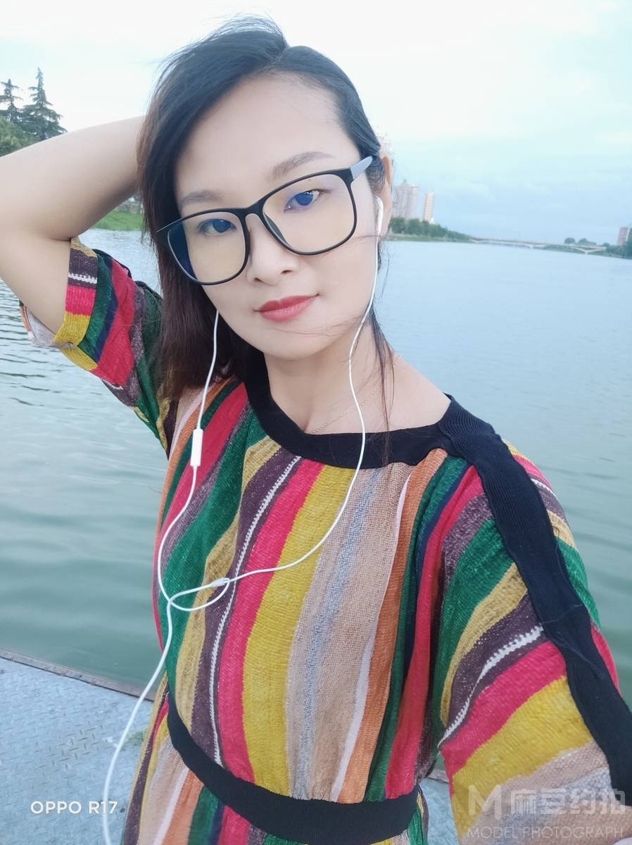 纪实模特
