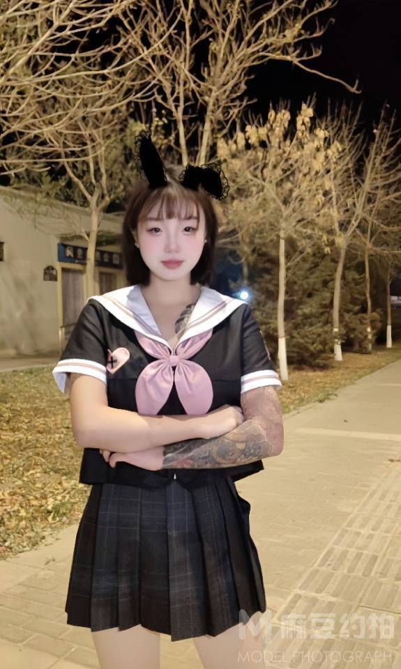 情侣模特