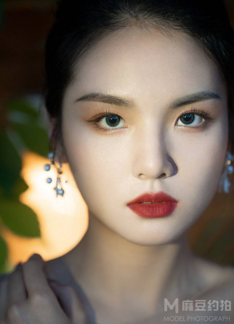 妆容模特