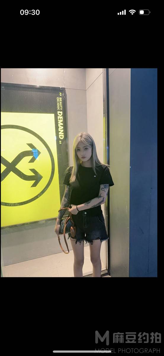 妆容模特