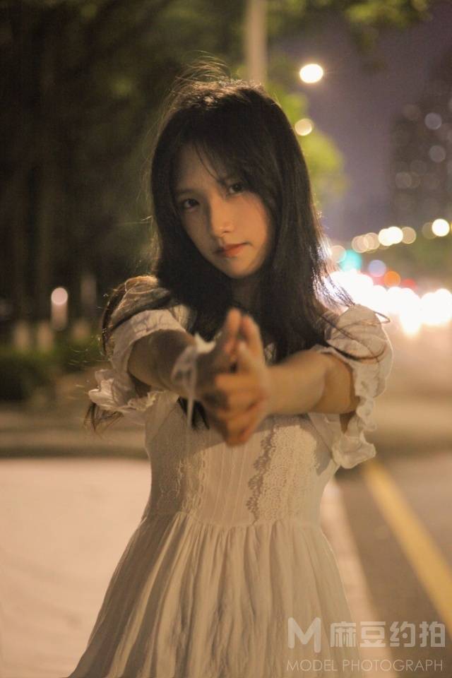 夜景模特