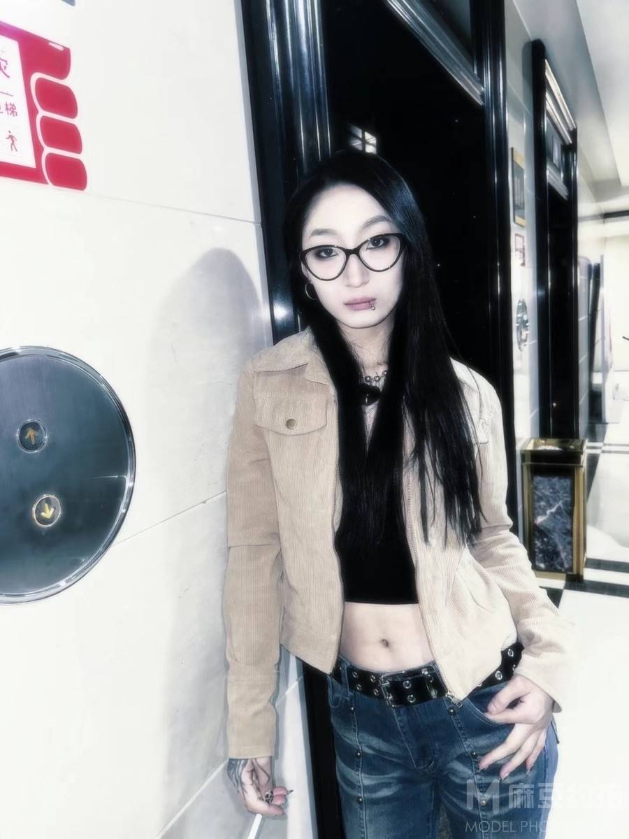 暗黑模特