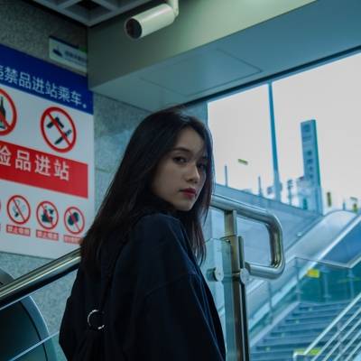 情绪模特