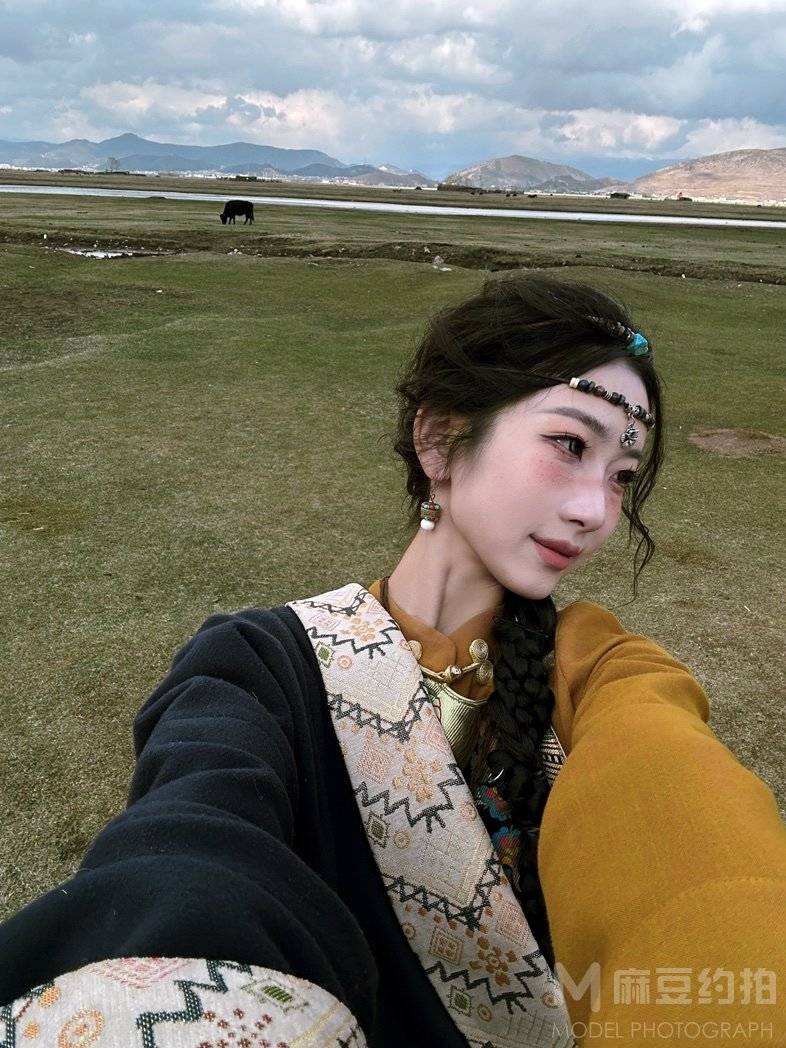 妆容模特