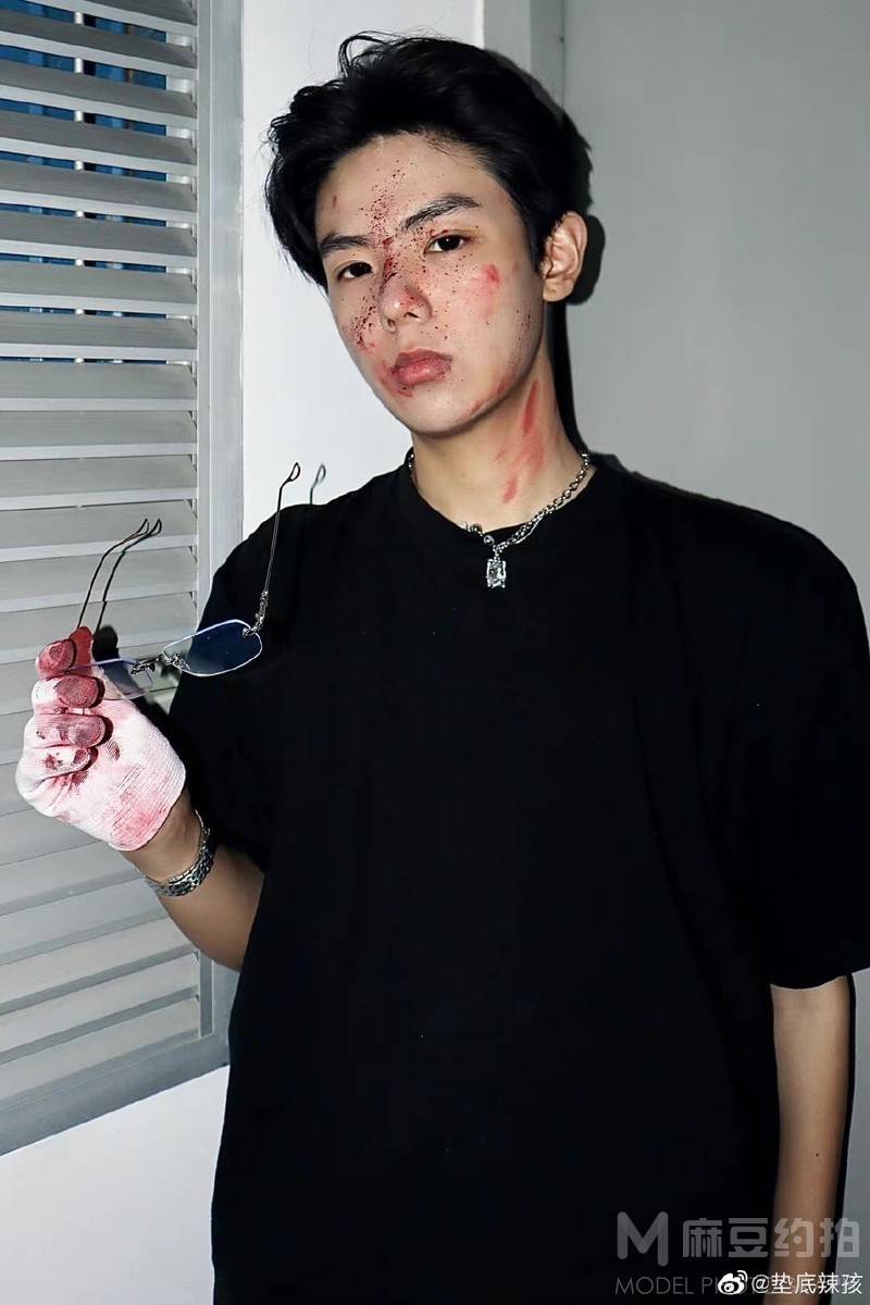 暗黑模特