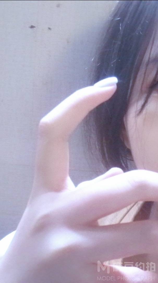 黑白模特