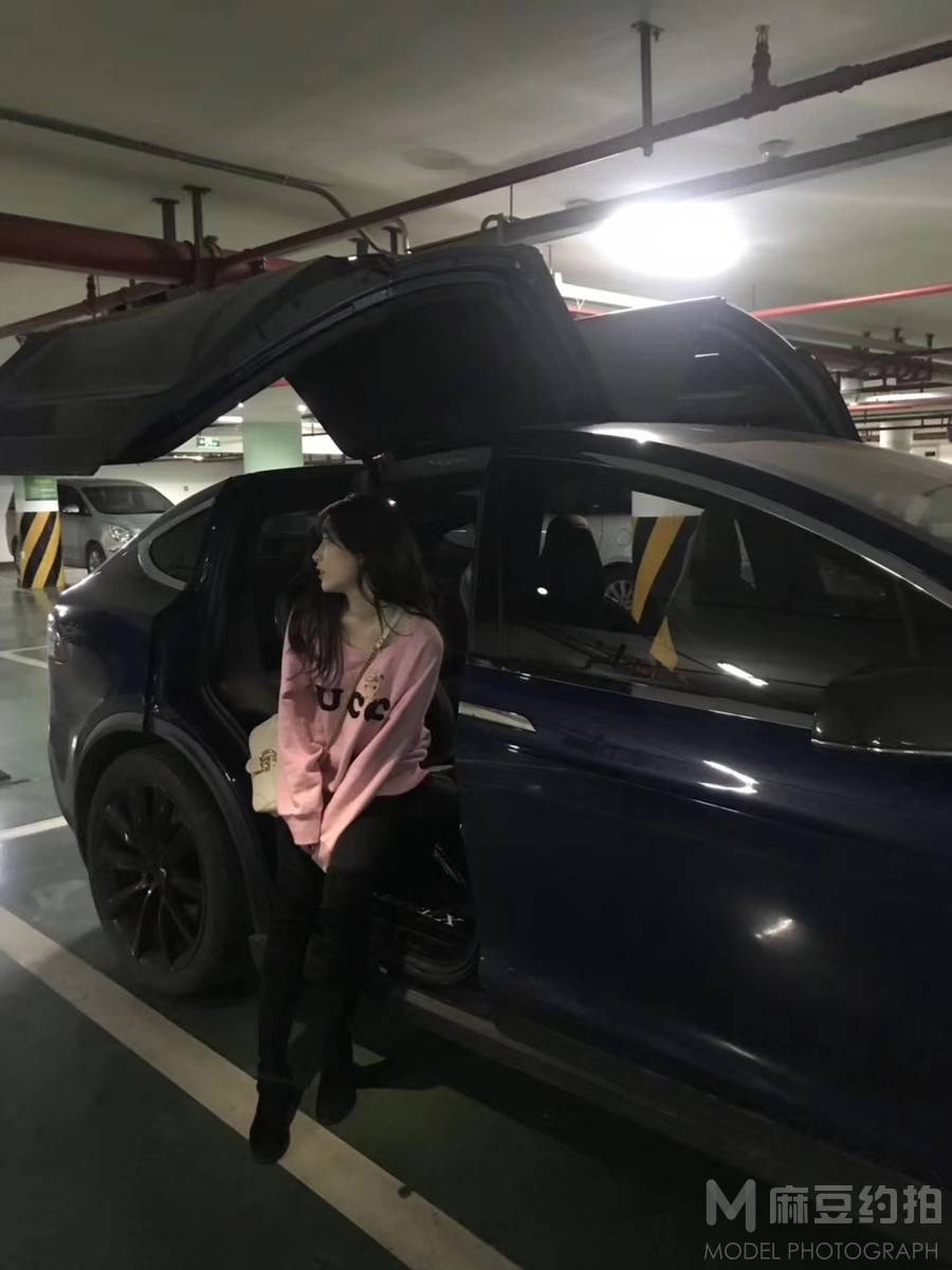 纪实模特