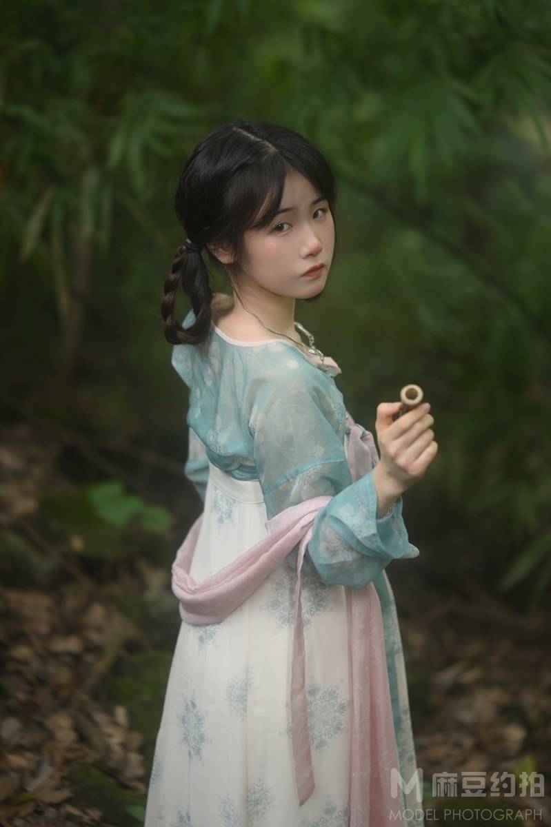 清新模特