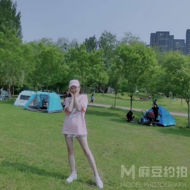 校园模特