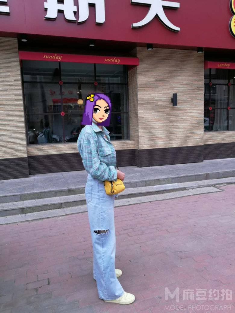 校园模特