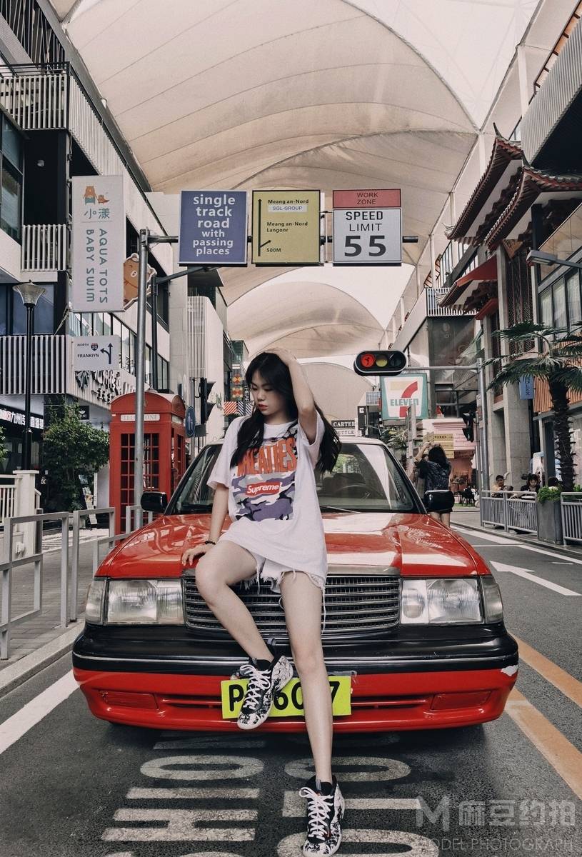 少女模特