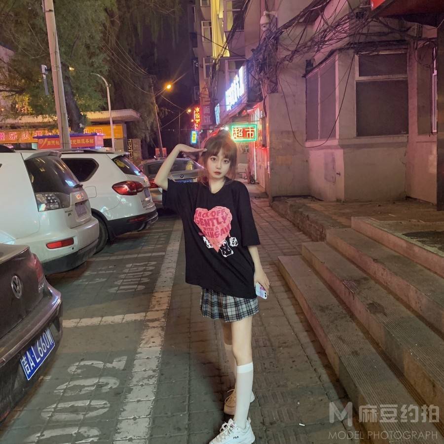 夜景模特