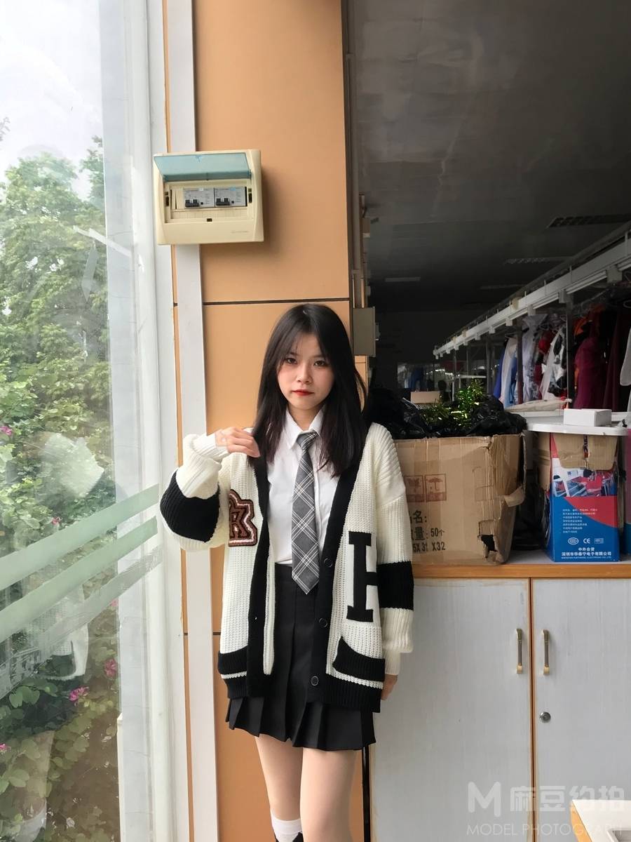 清新模特