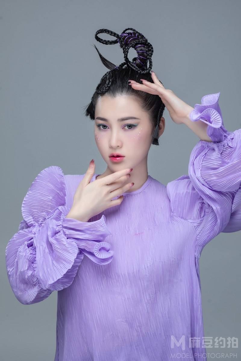 清新模特