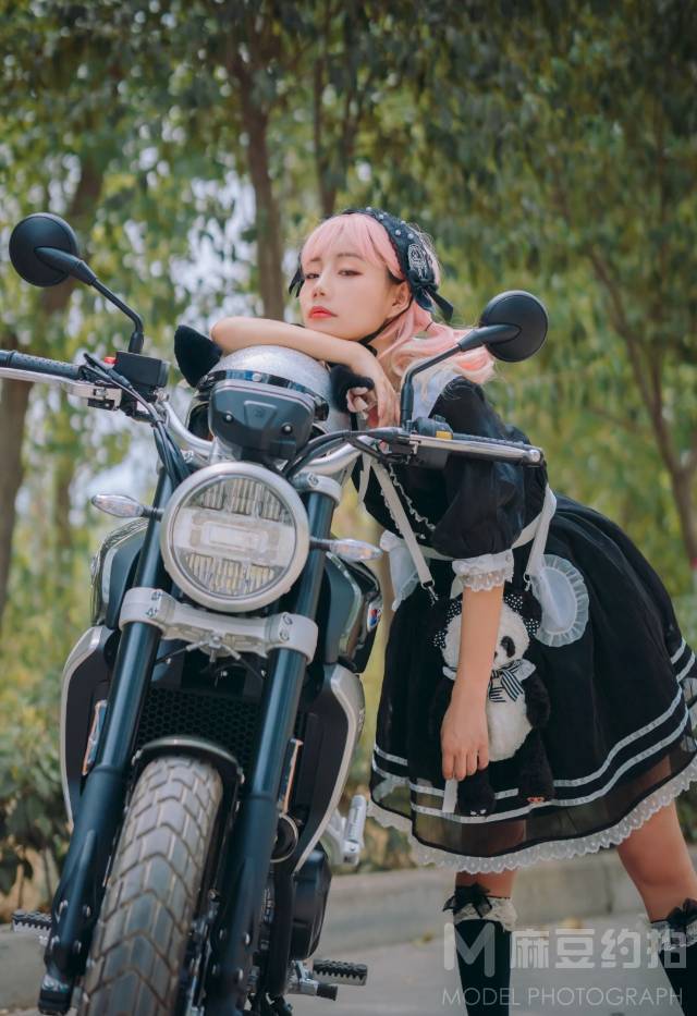 暗黑模特