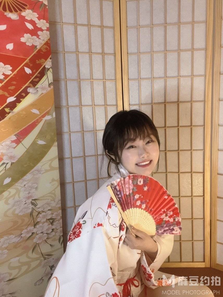 纪实模特