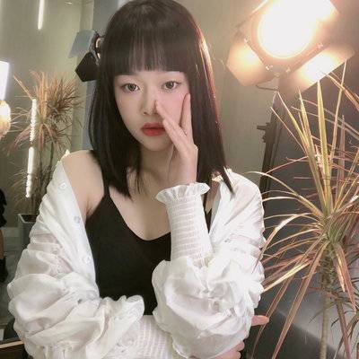 黑白模特