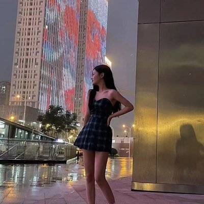 黑白模特
